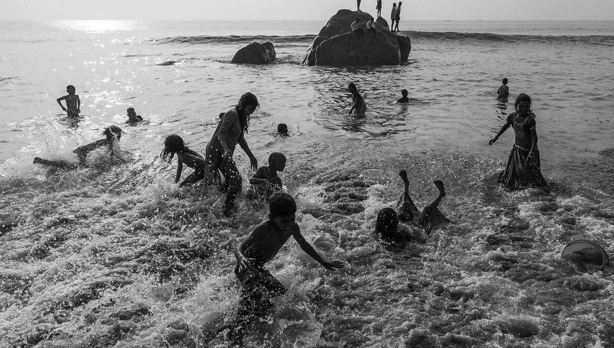 Kids are playing at Mahabalipuram, India, 2026