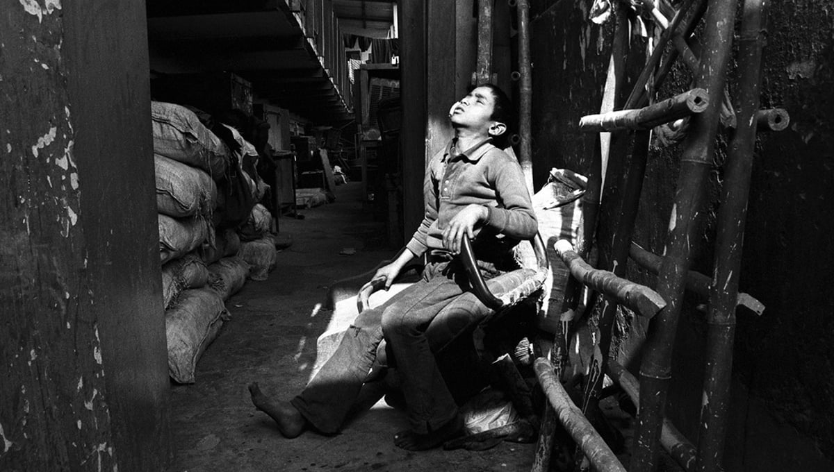 Sonu,10,ragpicker, Salaam Baalak Trust's contact point in the GRP police station, New Delhi Railway Station. Sonu had been thrown off a train.