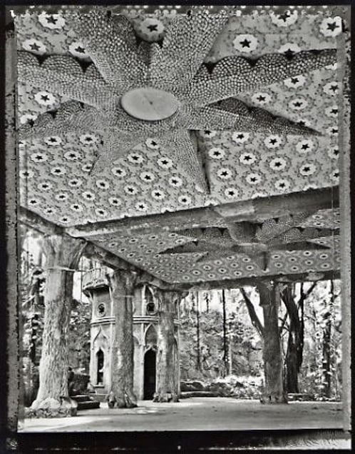 Dance Garden, Havana, 2000. © Elaine Ling