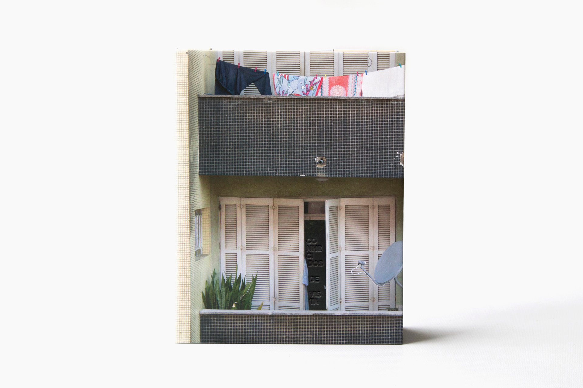 Known by Sight / Conhecidos de Vista