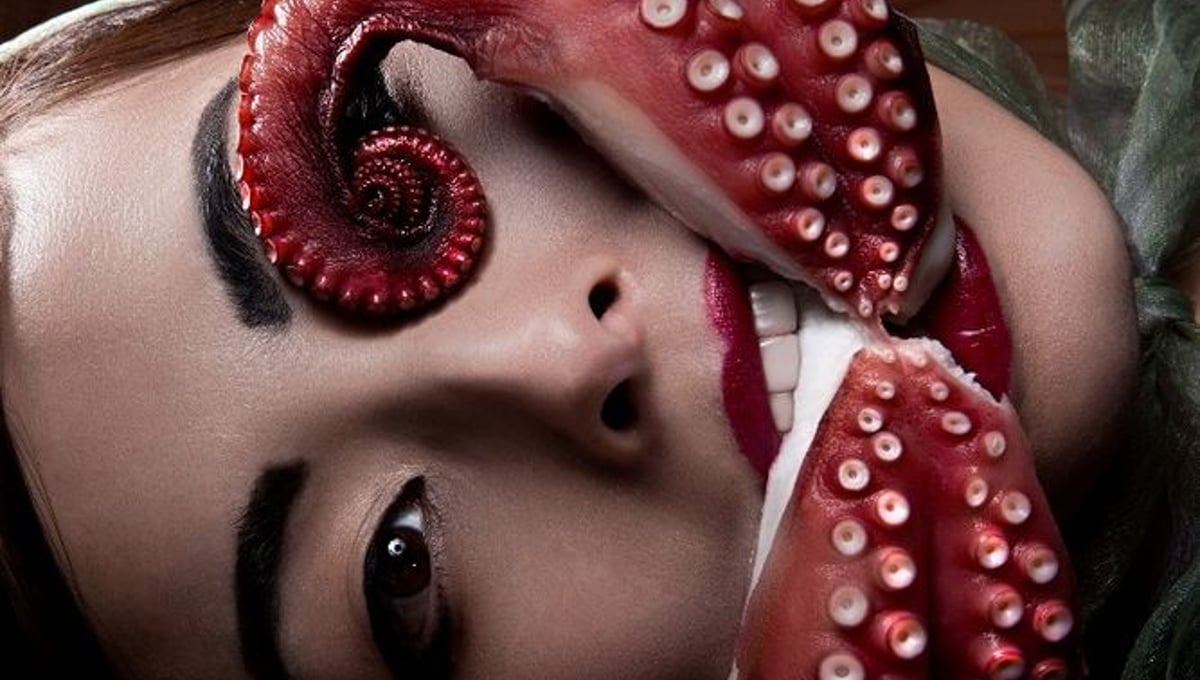 Mai VI, 2014. From the series "The Japan Diaries." Showing at Robert Klein Gallery. Courtesy of PhotoLondon.