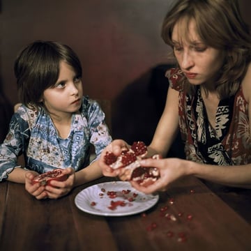 Anna & Eve　Viktoria Sorochinski Anna and Eve - Photographs by Viktoria Sorochinski | LensCulture