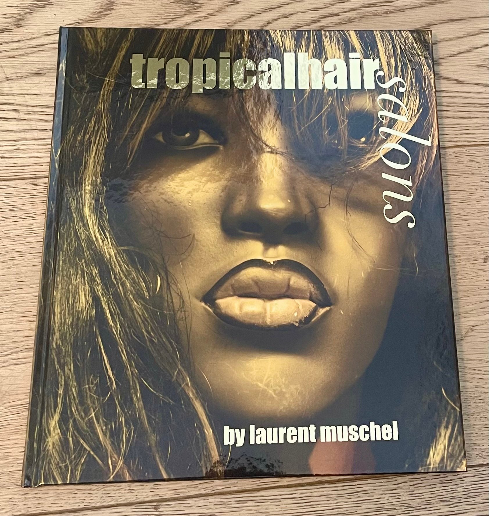 Tropical hair salons