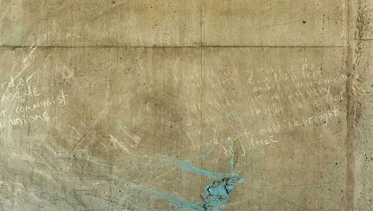 © Peter Ainsworth, from the series Concrete Island