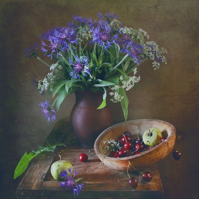 Baies et Fleurs, 2013 © Galina Chirikova, Russian Tea Room Gallery