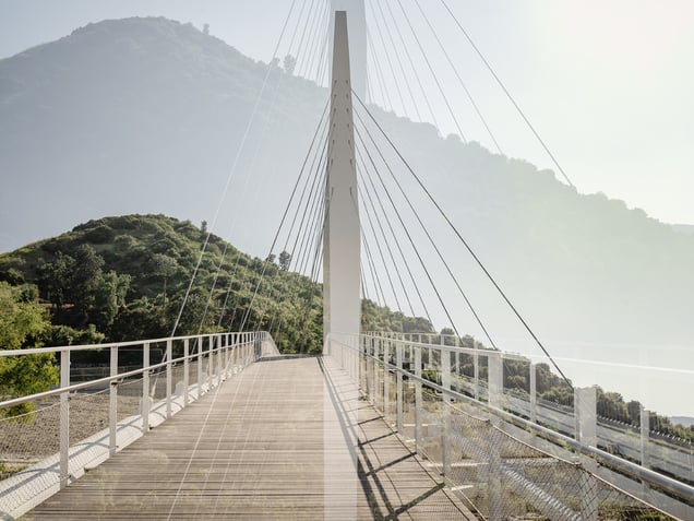 La Kretz Bridge