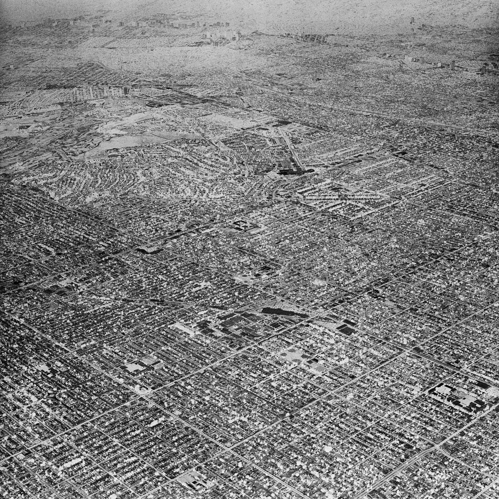 OBLIVION　David Maisel　デイビット・マイゼル Oblivion - Photographs and text by David Maisel | LensCulture