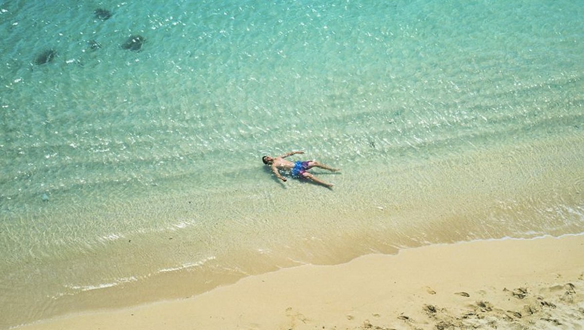From On the Beach © 2007 Richard Misrach. Photos courtesty of Aperture.