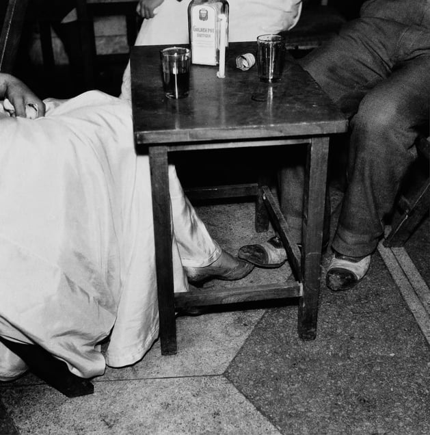 Tadahiko Hayashi, Yoshiwara, Asakusa, Tokyo, 1954 © Tadahiko Hayashi Estate / Courtesy of Studio Equis