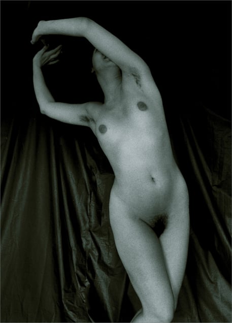 pose