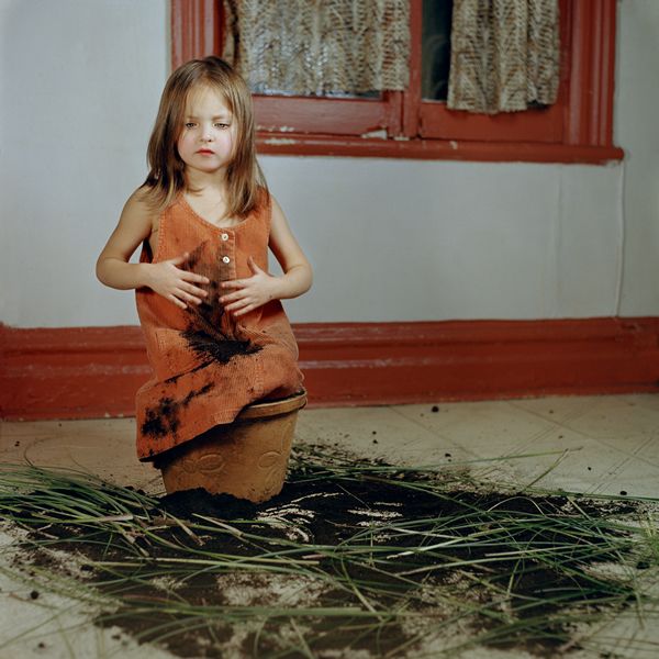 Viktoria Sorochinski - Anna & Eve | LensCulture