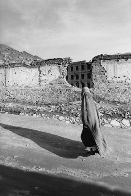 Afghanistan. Kabul. 1997. From the book "War Photographer: Between Shadow and Light" © Christine Spengler