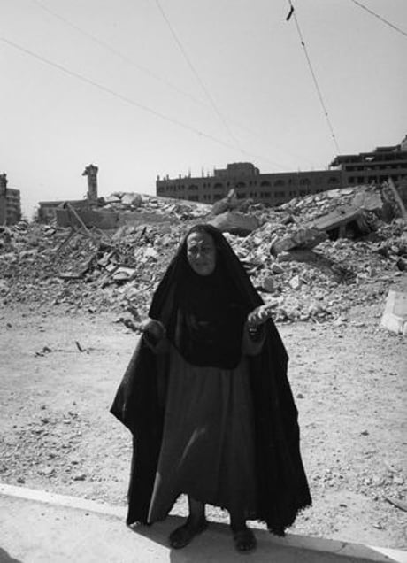 Iraq. d'Al Rascid refugee camp. 2003. From the book "War Photographer: Between Shadow and Light" © Christine Spengler