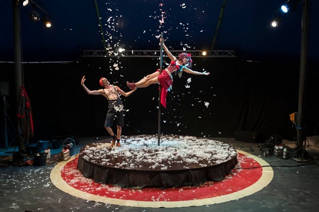 'Circus love' - Les Pêcheurs de Rêves. Chapter 2