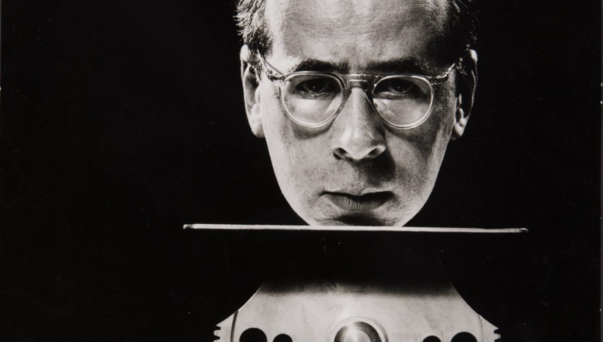 Self-portrait, 1950. Archives Philippe Halsman © 2015, Philippe Halsman Archive / Magnum Photos