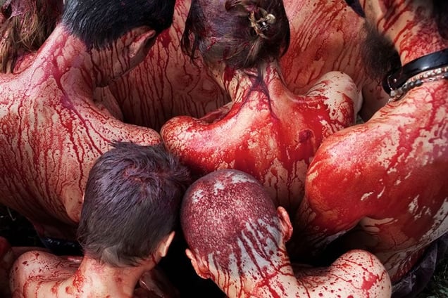 During the ritual.
From the series Apashka by © Pavel Prokopchik