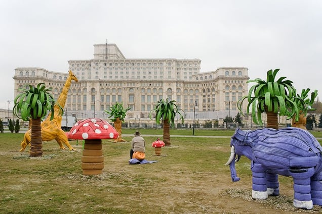 Bucharest, Romania, 2008 © Frederic Lezmi