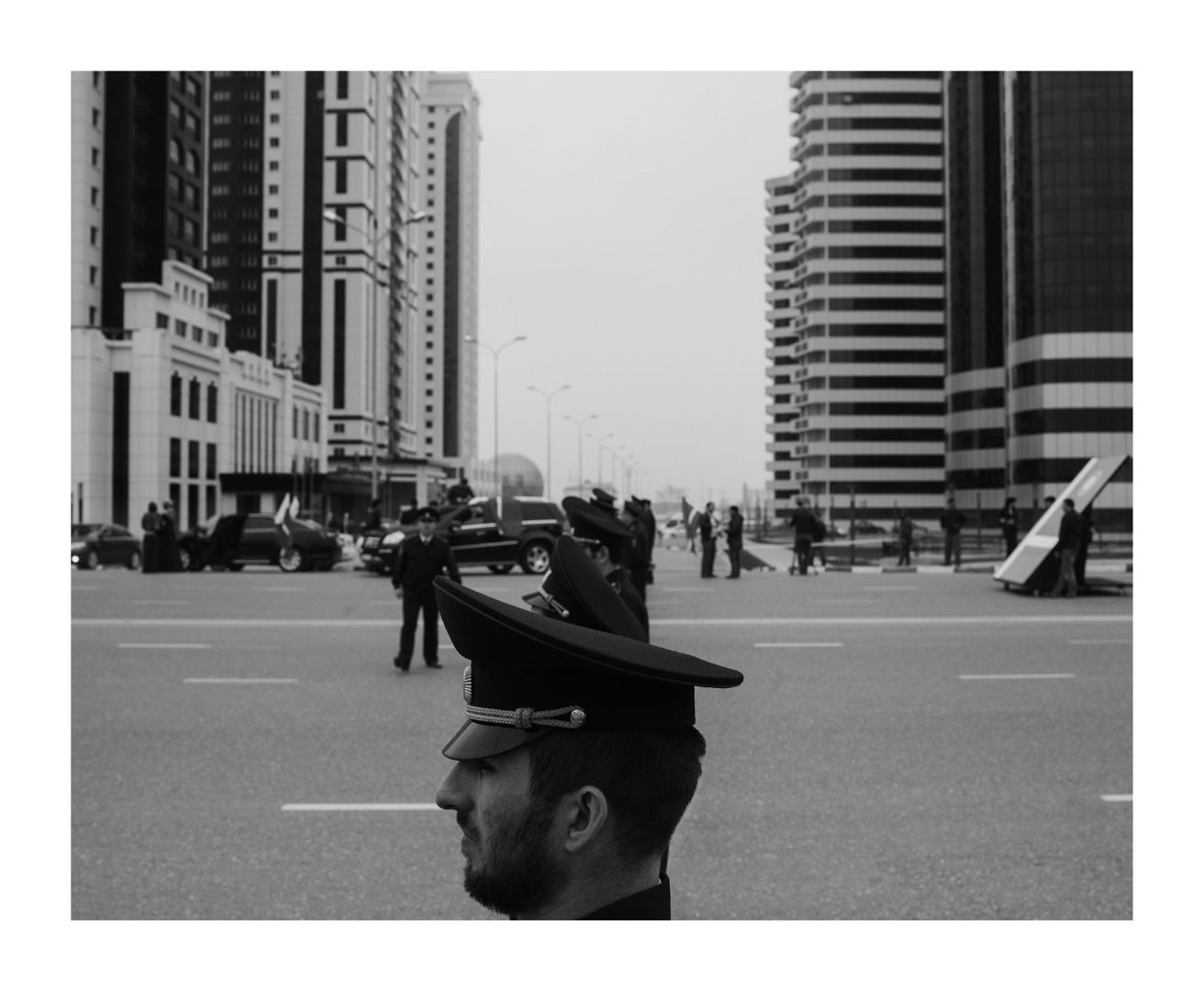 本 Spasibo by DAVIDE MONTELEONE