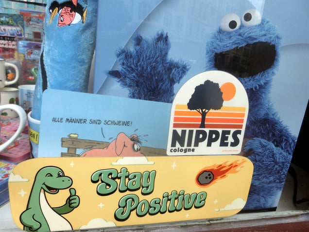 "NIPPES NIRVANA BREAKING NEWS"