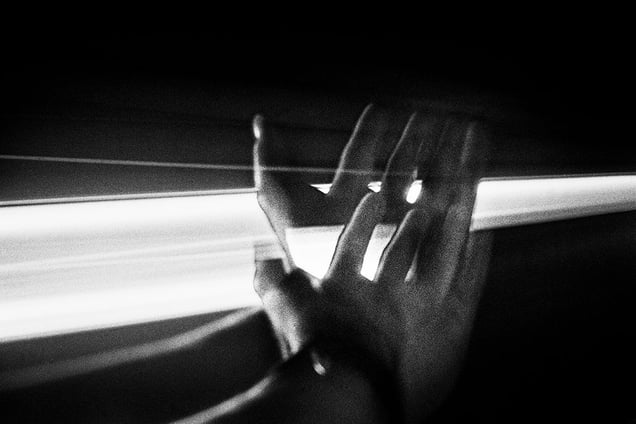 My Hand in a Tunnel, Border of Italy and France, 1999 © Jehsong Baak