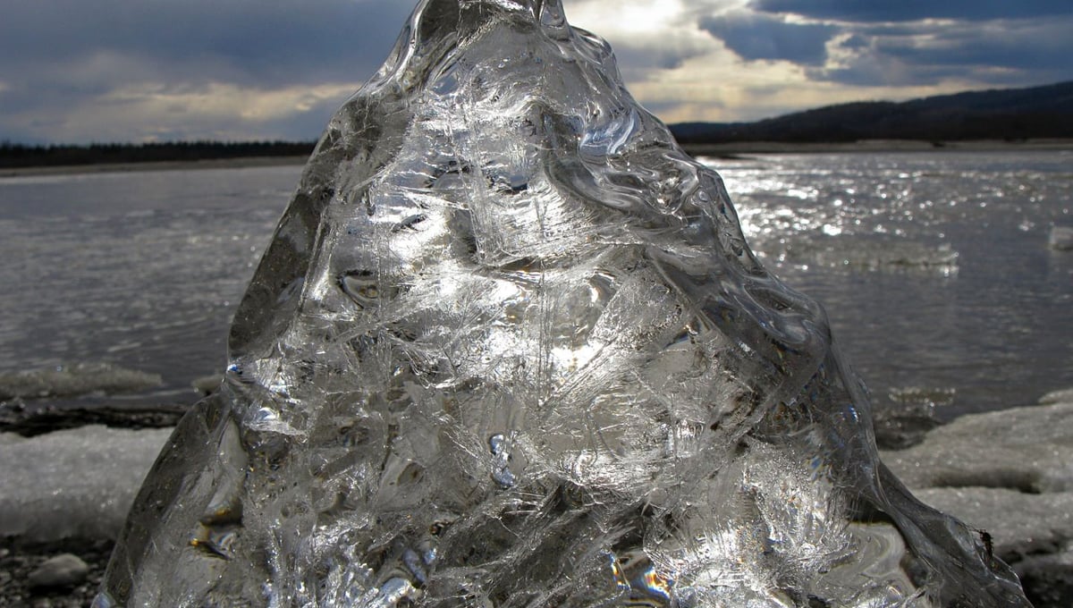 TRIANGULATING  WINTER© Douglas A. Yates
