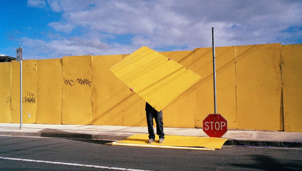 Stop, 2011