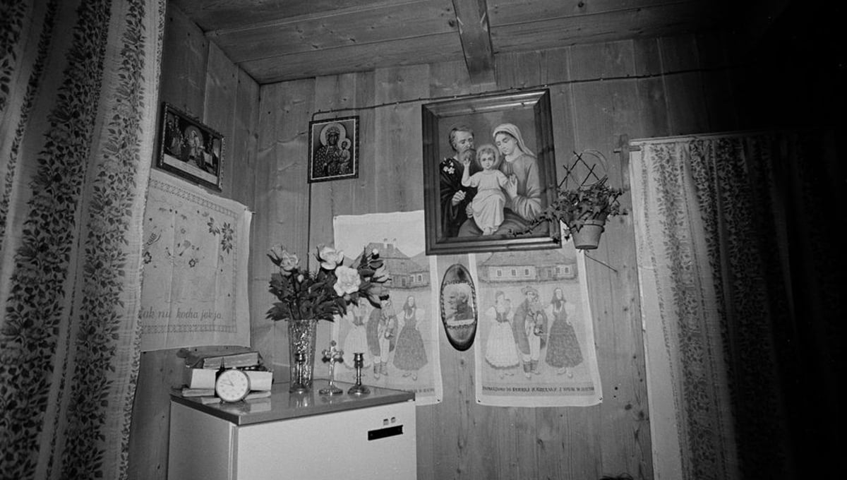 Zofia Rydet, Sociological Record, Bialy Dunajec, 1984. Myth of Photography cycle © Zofia Augustynska-Martyniak