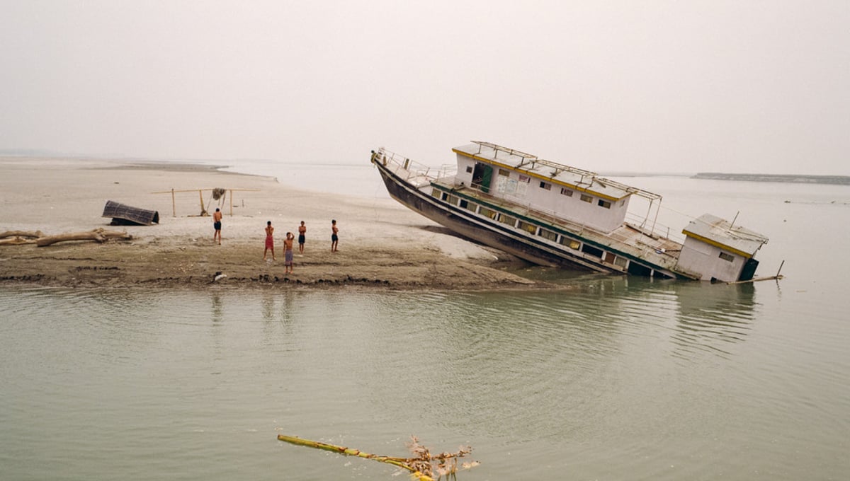 From the series 'Flood Me, I'll be Here'