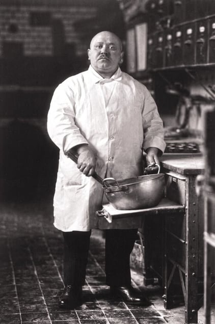 Baker, 1928 © August Sander