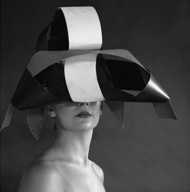 Nº 7,
¨TWELVE HATS¨project
All the hats designed and made by author.
