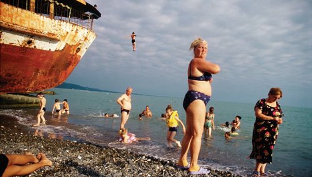 Untitled, from Satellites © Jonas Bendiksen, Magnum Photos 2006