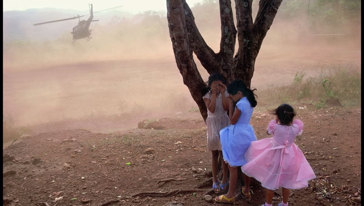 El Salvador, 1984 © James Nachtwey
