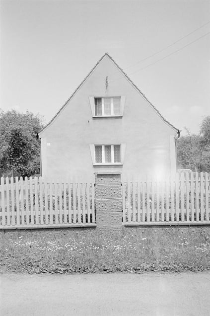 Zofia Rydet, Sociological Record, Silesia, Wilcze Gardlo, 1980. Houses cycle © Zofia Augustynska-Martyniak