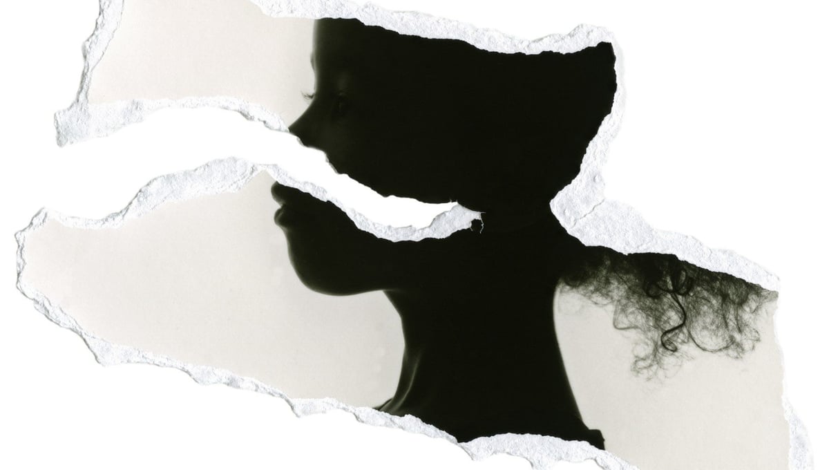 The Sessions, 2016. Installation in 50 parts, dimensions variable, gelatin silver prints.