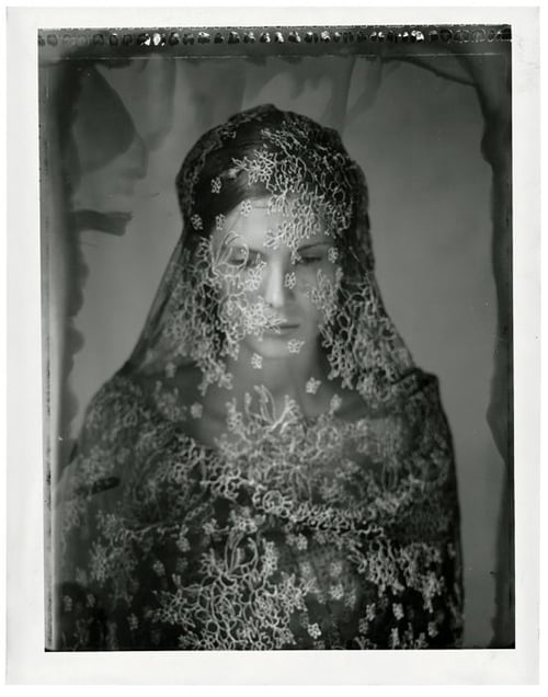 Yulia, 49x36 cm, 2007 © Jeff Cowen