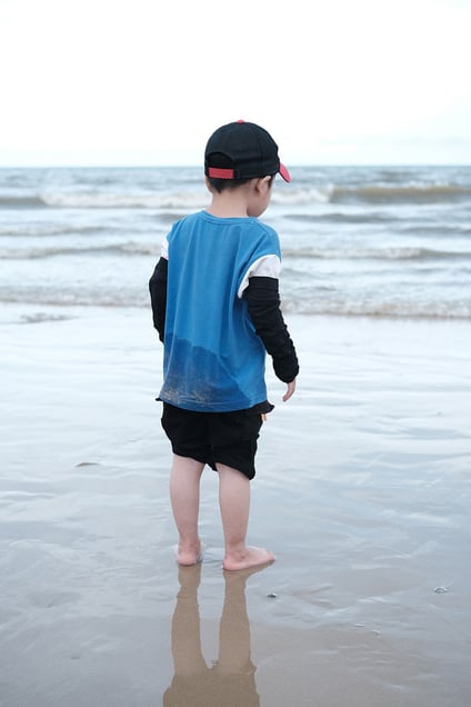 On June 25, 2022, in Zhangzhou City, Fujian Province, China, Chen YeYang is recalling the 
most impressive thing about his treatment for leukemia.