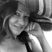 Suzy Lamont