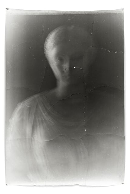 Statua 5, 2002, 188 x 127 cm, Silver Gelatin Print, Mixed Media © Jeff Cowen