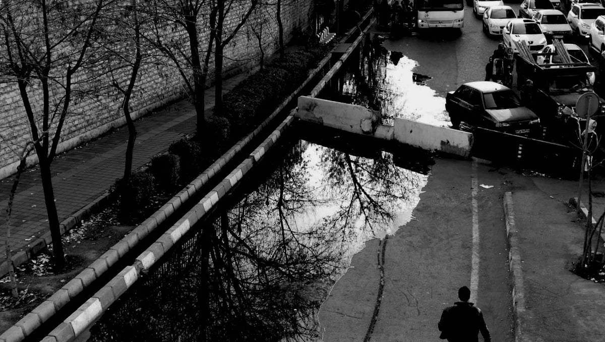 Hurrying nowhere