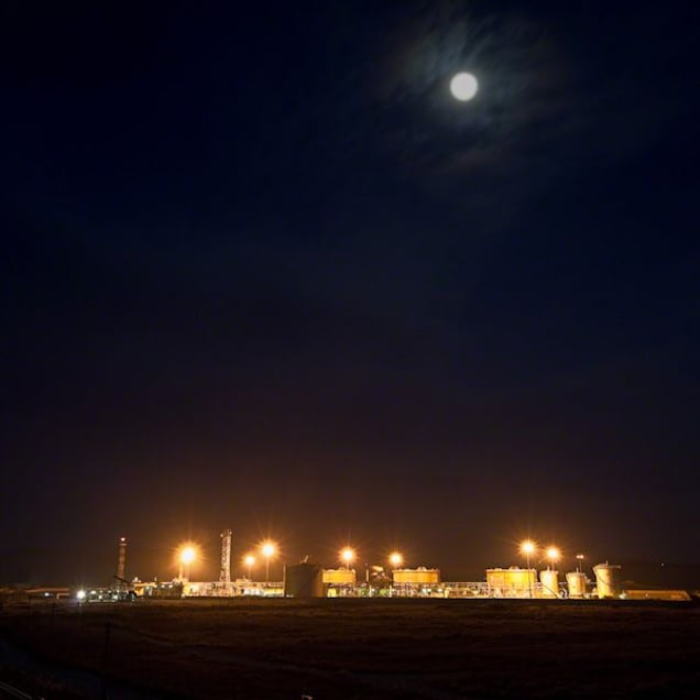 Elements of the countryside surrounding the US Navy Housing Settlements in South-east Sicily  Oil reservoir © Massimo Cristaldi, Insulae