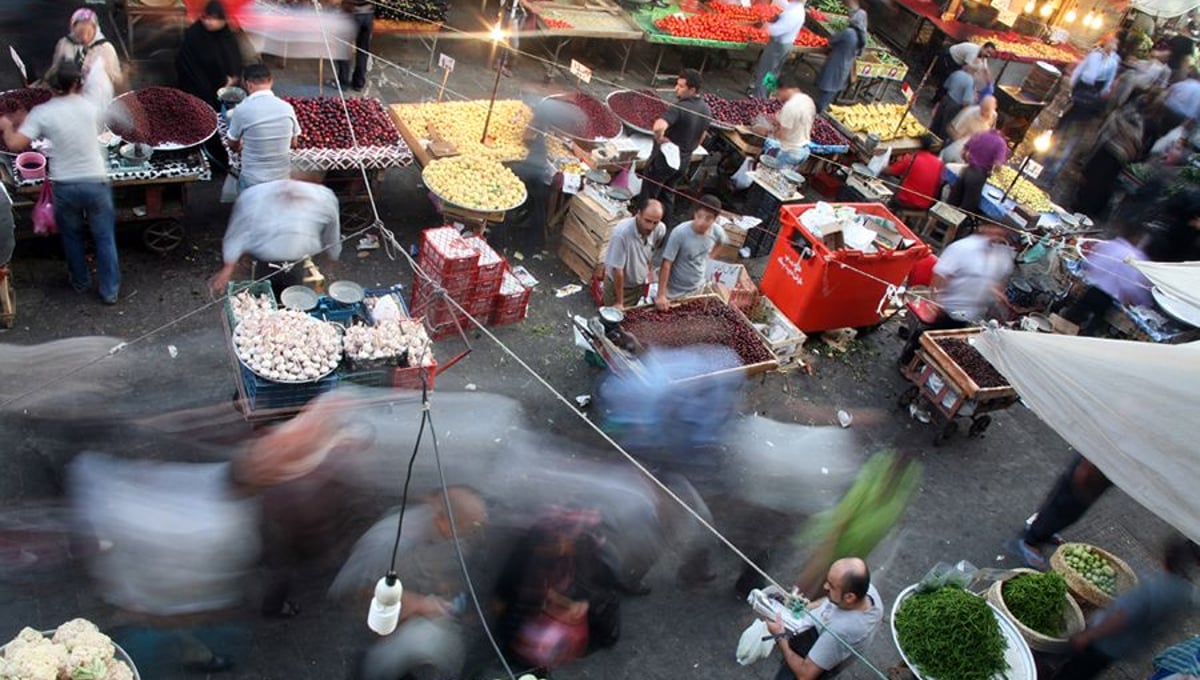 From the series, Bazaar, © Reza Golchin
