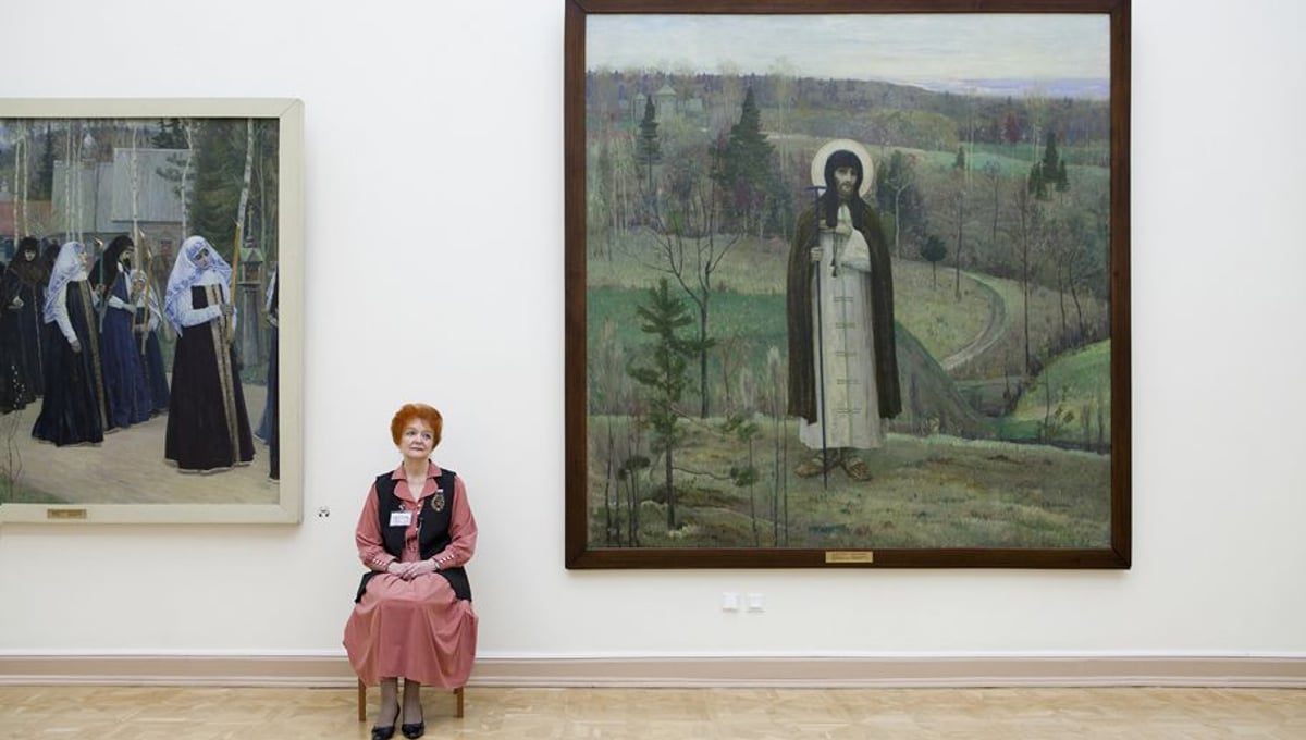 Mikhail Nesterovs Blessed St Sergius of Radonezh, Russian State Museum, 2009.
From the series, Guardians © Andy Freeberg