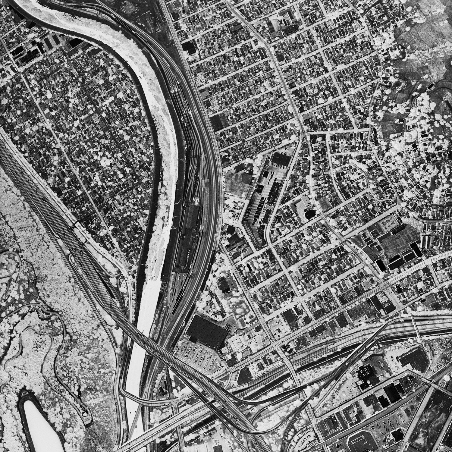 OBLIVION　David Maisel　デイビット・マイゼル Oblivion - Photographs and text by David Maisel | LensCulture