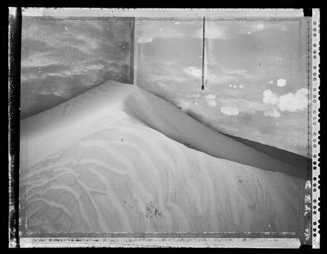 Abandoned: Namib Desert © Elaine Ling