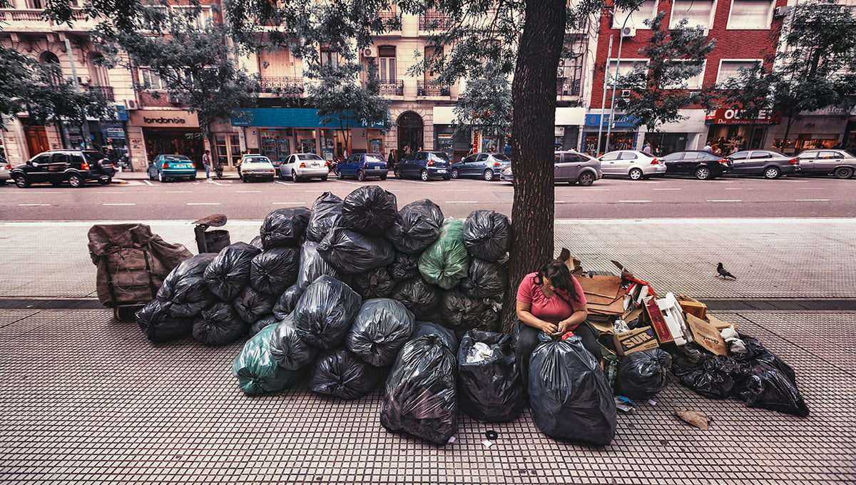 Mujeres ens ombras