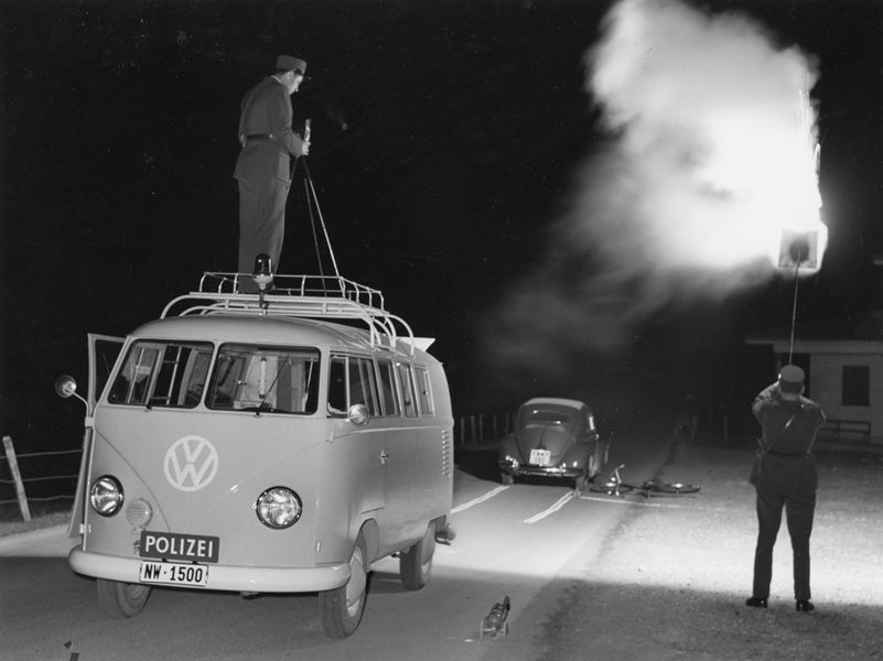 Karambolage (Smash-up) - Photographs by Arnold Odermatt