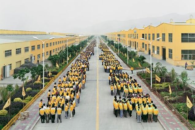 Manufacturing #18, Cankun Factory, Zhangzhou, Fujian Province, 2005 © Edward Burtynsky