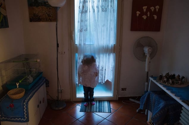 The little niece left in Romania offers a sweet vision. © Fabio Moscatelli