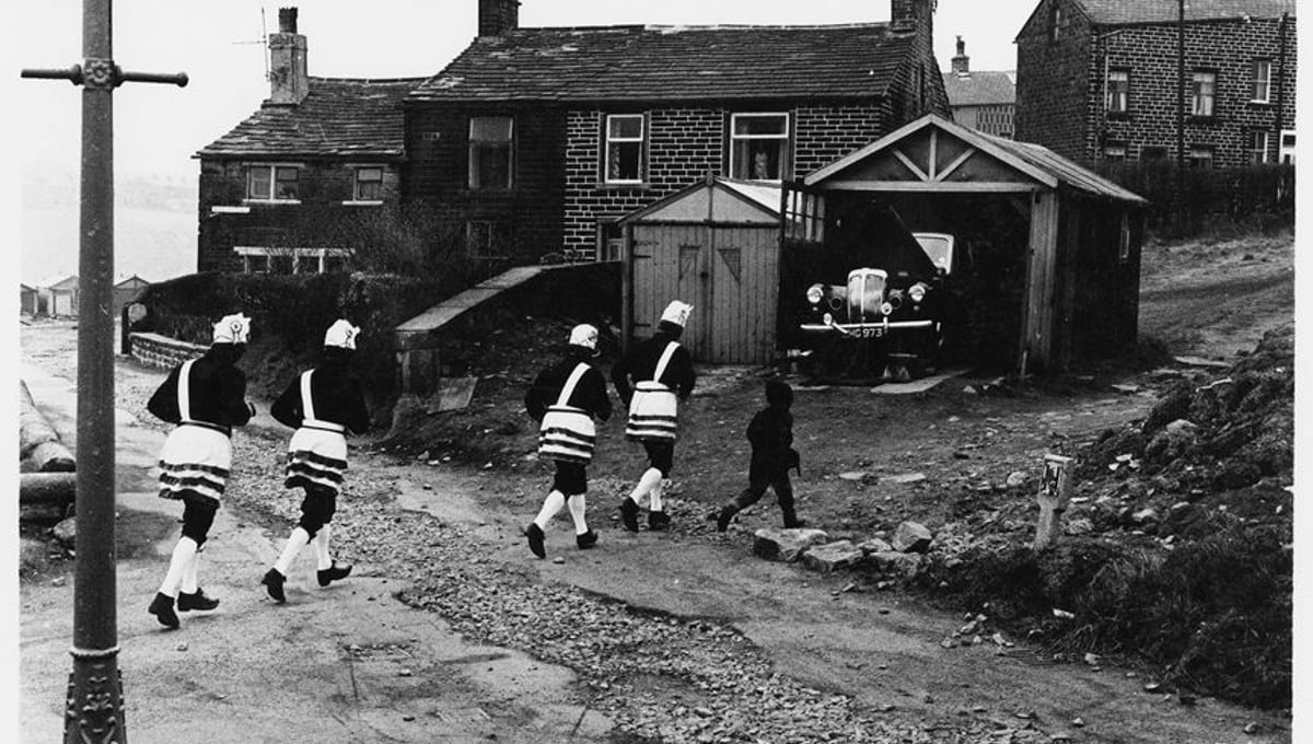 Bacup coconut dancers, 1968. Tony Ray-Jones © The National Media Museum, Bradford, UK