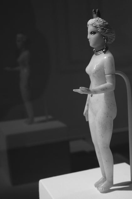 Nude Goddess from 1st Century B.C. extends her hand, palm up